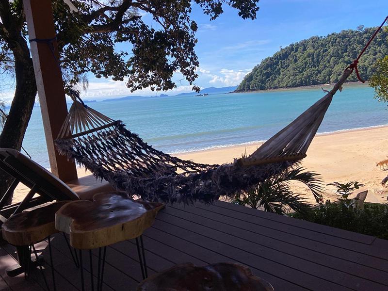 Chomjan Resort Koh Phayam Exterior photo