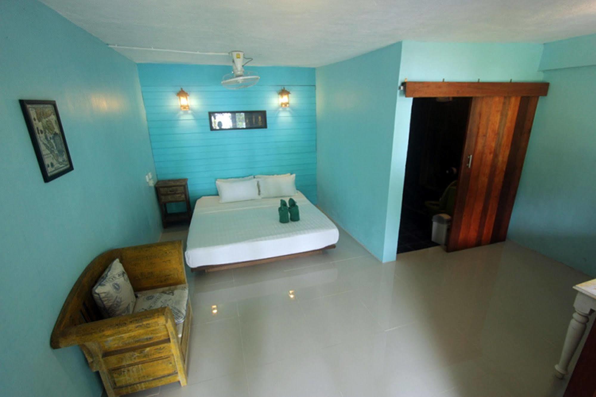 Chomjan Resort Koh Phayam Exterior photo