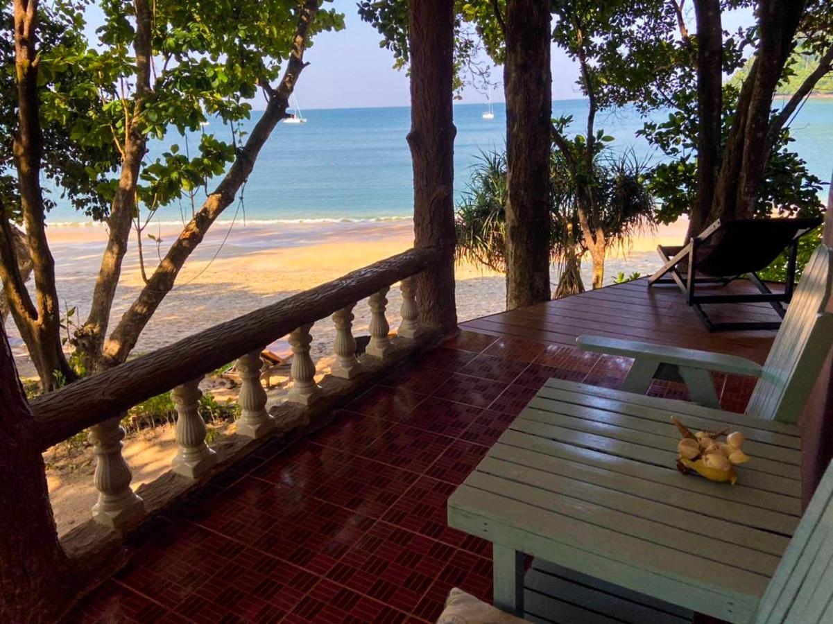 Chomjan Resort Koh Phayam Exterior photo